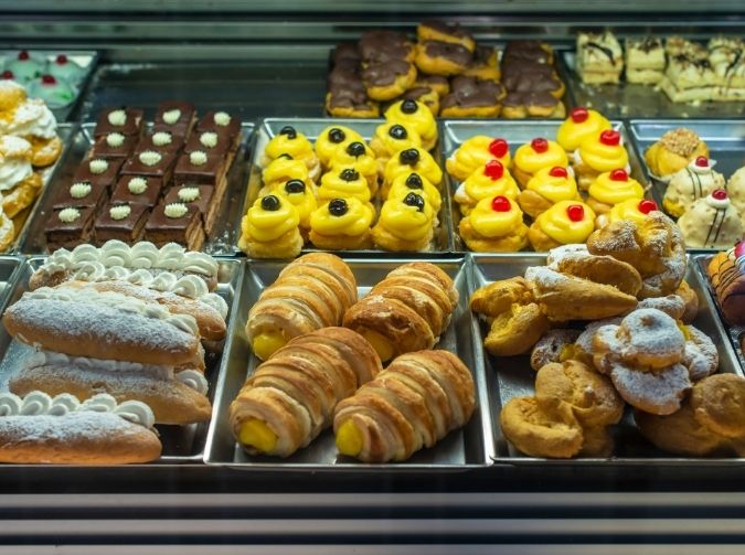 BAKERY AND PASTRY SHOP